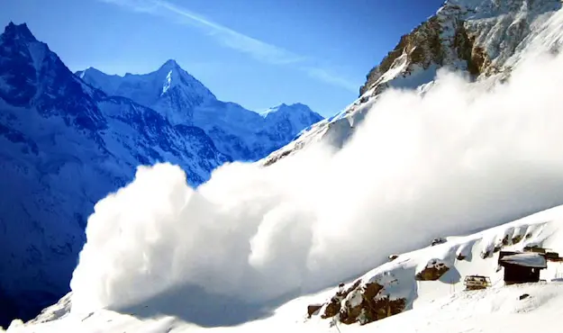 pyrenees-risques-avalanches
