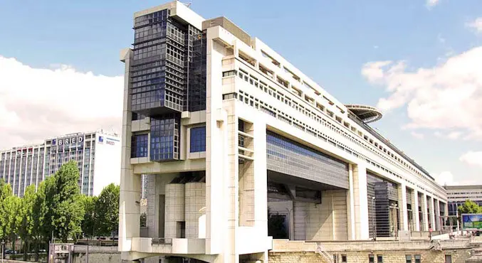 Bercy : l'hôtel des impôts, pour le réaménagement du-fisc