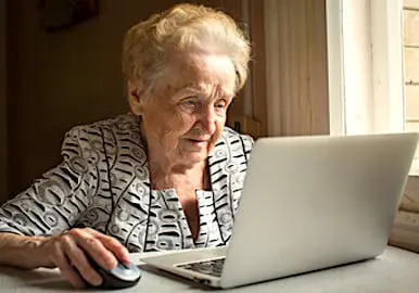 Les Seniors Utilisent Plus Le Numerique