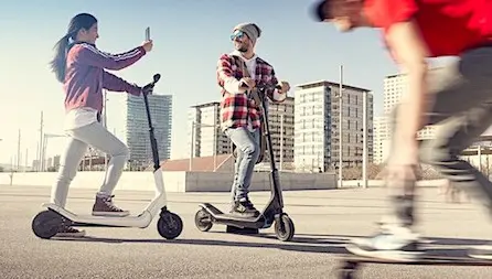 Les Trottinettes Electriques Envahissent Les Grandes Villes