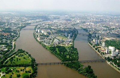 vue due ciel sur Nantes, ville verte