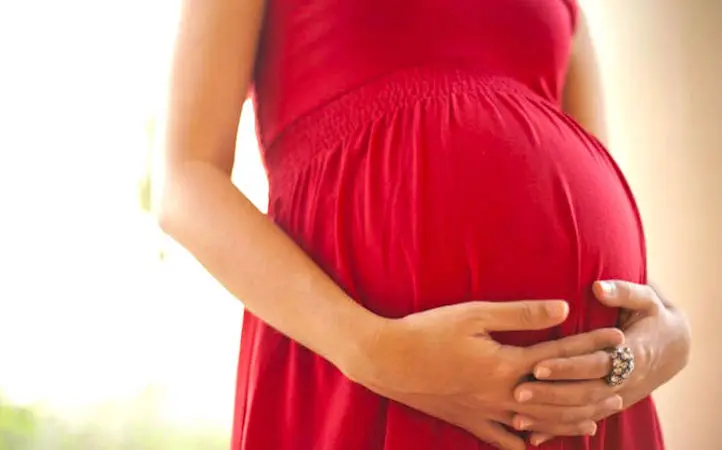 Une femme en cours de grossesse