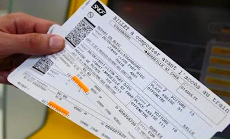 Avec moins de guichets ouverts dans les gares, le service proposé s'est dégradé.