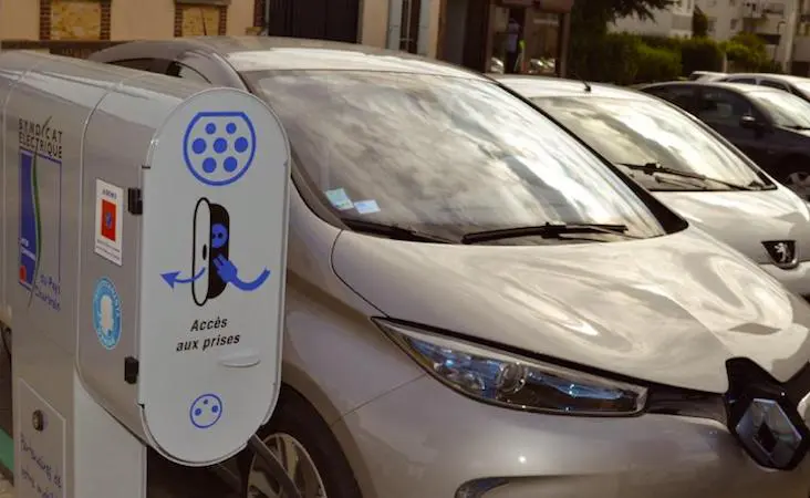 En milieu rural, louer ponctuellement une voiture électrique peut être intéressant.