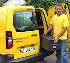 Les services de la Poste sont actuellement réduits.