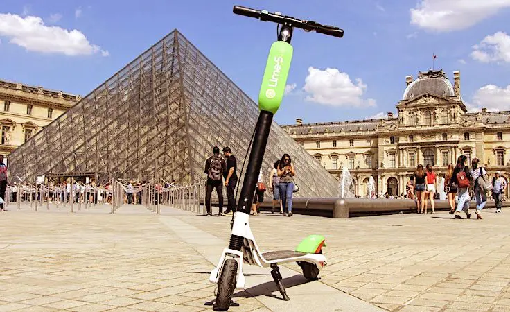 Le nombre des trottinettes électriques doit être limité à Paris.