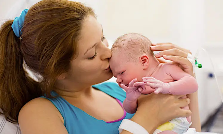 La fermeture actuelle des maternités est mal vécue par beaucoup de femmes.