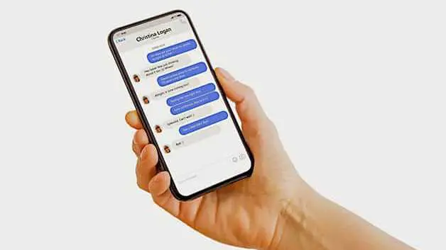Cropped Lacce S Au Passe Navigo Est De Sormais Possible Avec Lapplication Vianavigo