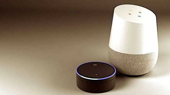 Cropped Les Risques Potentiels Des Objets Connecte S Von Augmenter