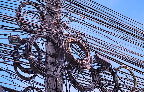 La fin des lignes analogiques de téléphonie fixe devient une réalité chez Orange.