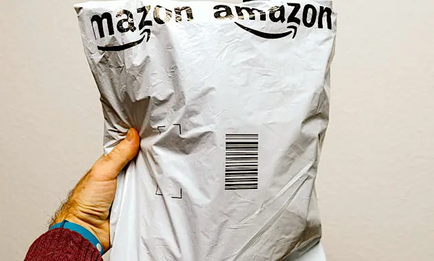 Les livraisons d'Amazon pourraient bientôt être taxées à Paris.