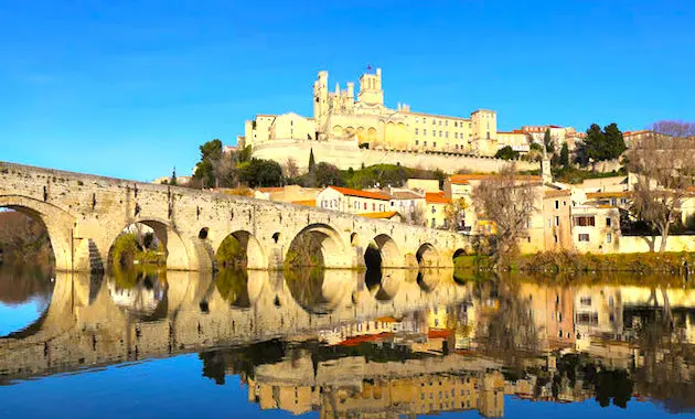 La ville de Béziers va inaugurer un nouveau système d'aides sociales, basé sur le principe travailler pour être aidé.