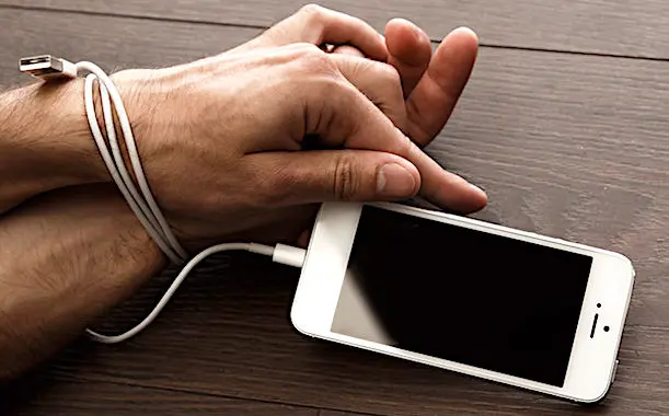 Hier, la Journée sans portable a rappelé la nécessité d'avoir un rapport adulte avec son téléphone.
