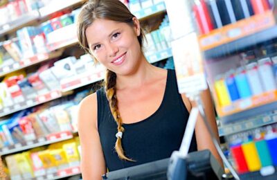 Le paiement chez un buraliste de ses impôts ou d'amendes routières est désormais possible en France.