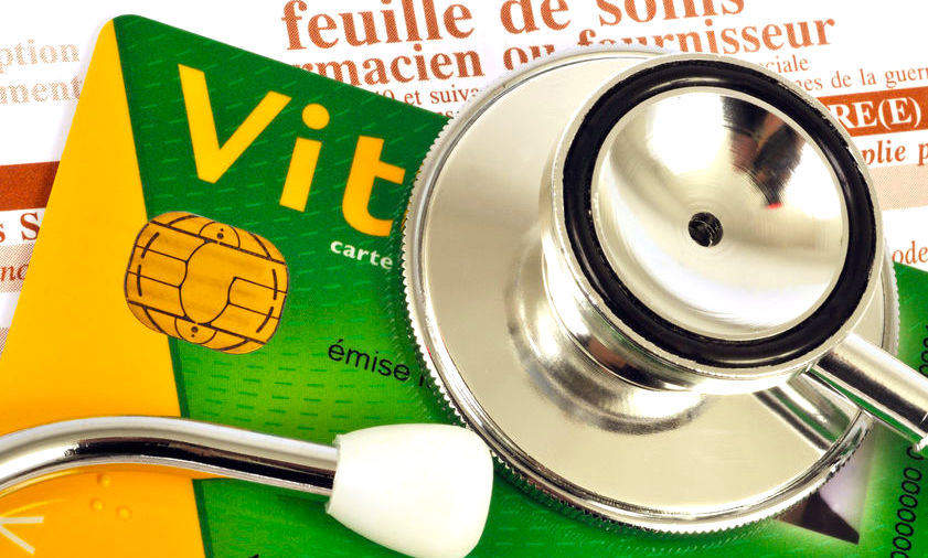 Le surnombre de Cartes Vitale aujourdhui émises mérite qu'on évalue les conséquences de cette anomalie sur la fraude sociale.