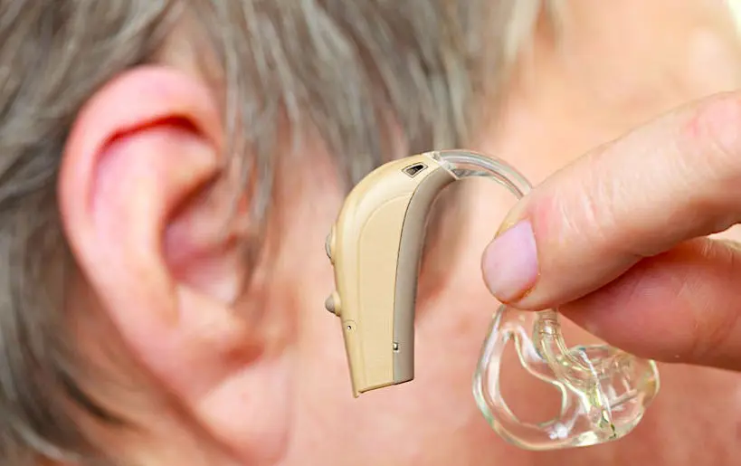 Les sept prothèses auditives incluses dans le dispositif 100 % Santé sont de bonne qualité.