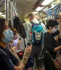 Le port du masque a de fortes chances de devenir obligatoire pour utiliser les transports en commun.