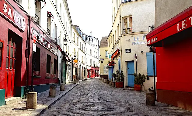 L'opération déconfinement prévue met Paris sous pression.