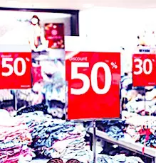 Cette année, le report des soldes est finalement fixé au 15 juillet.