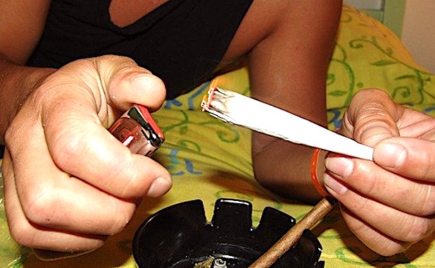 Une amende forfaitaire contre l'usage de stupéfiants sera bientôt appliquée en France.