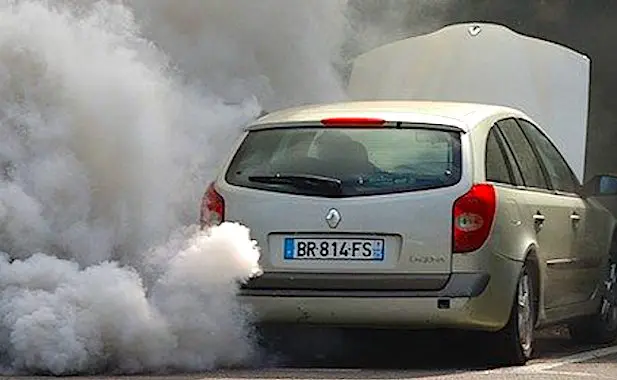 Des assurances variables seront bientôt appliquées aux véhicules plus polluants.