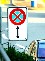 Les stationnements interdits ne peuvent pas être démontrés qu'avec des caméras, selon la CNIL.