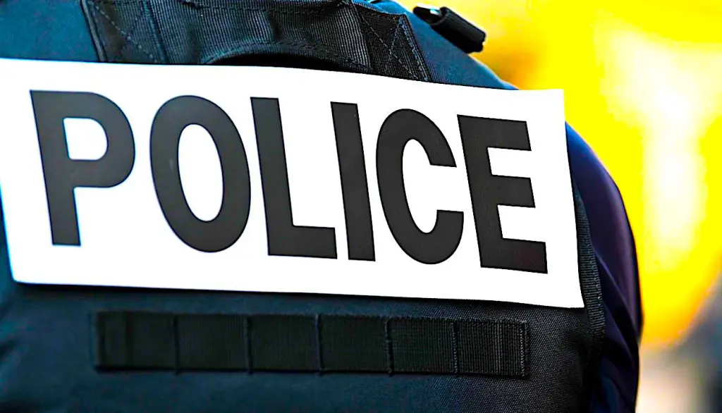 Un commissariat attaqué à Champigny-sur-Marne, avec des mortiers d'artifice, démontre une réelle montée des violences contre la police