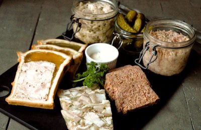 Le mâchon, un repas traditionnel lyonnais contre la crise