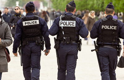 Les heures supplémentaires impayées dans la police inquiètent la Cour des comptes