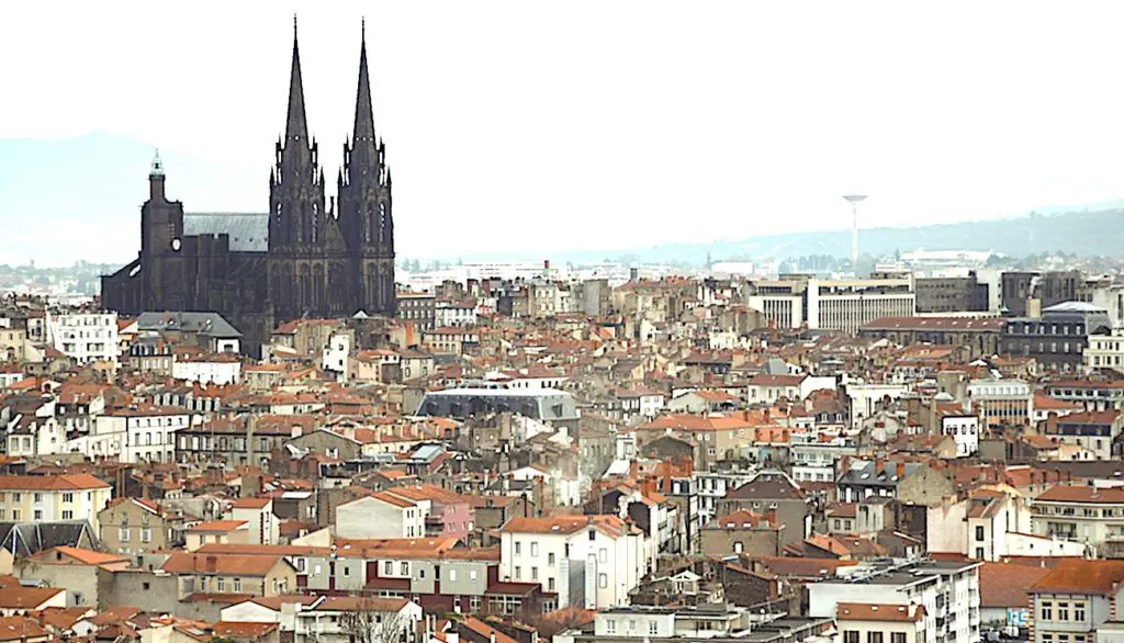 Une initiative à Clermont-Ferrand va aider ses commerçants, en autorisant les étalages extérieurs