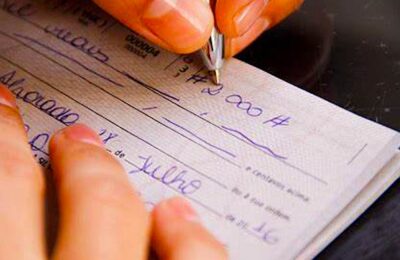La fin des chèques pourrait bientôt s'amorcer en France