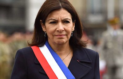 Faire barrage à Amazon est un conseil donné par Anne Hidalgo