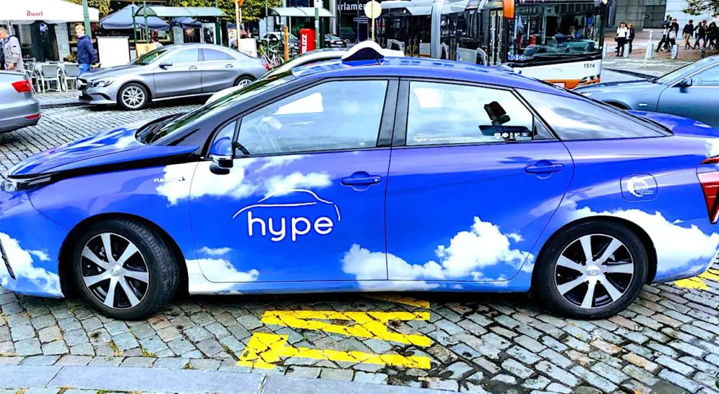 Paris accueille un nouveau type de taxis roulant à l'hydrogène