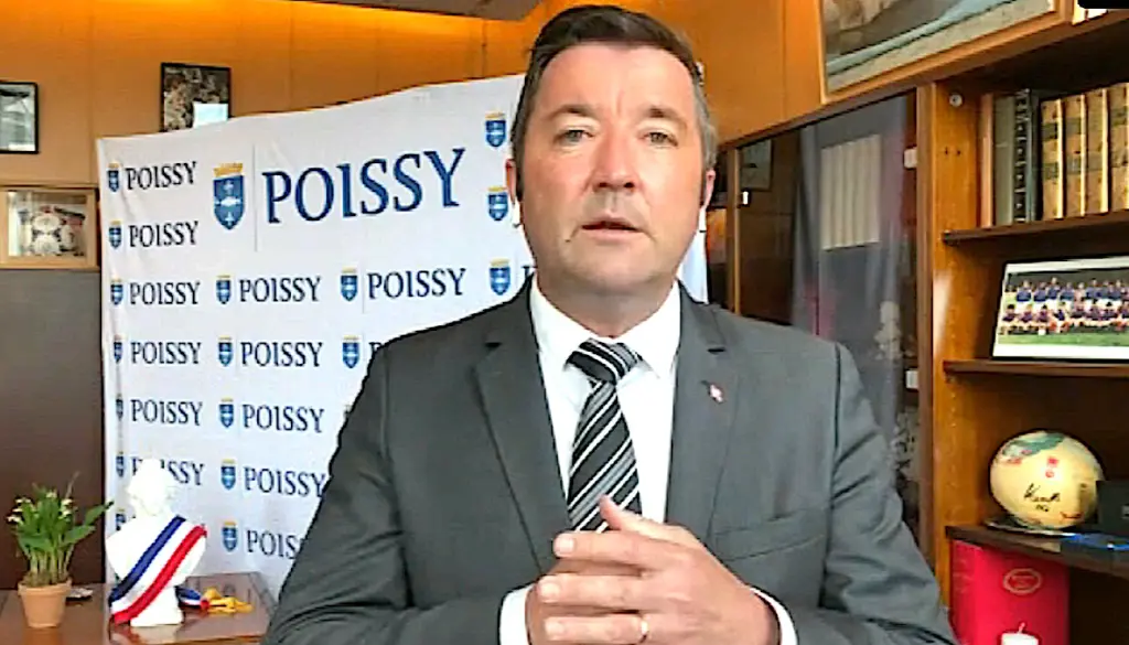 La suppression des aides municipales est le choix du maire de Poissy pour limiter la délinquance