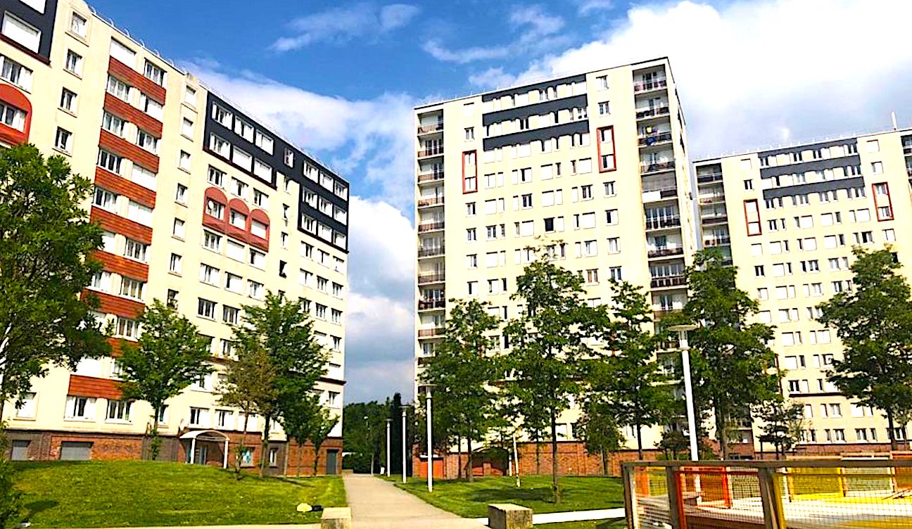 Une rénovation urbaine contestée fait actuellement polémique à Saint-Quentin-en-Yvelines.
