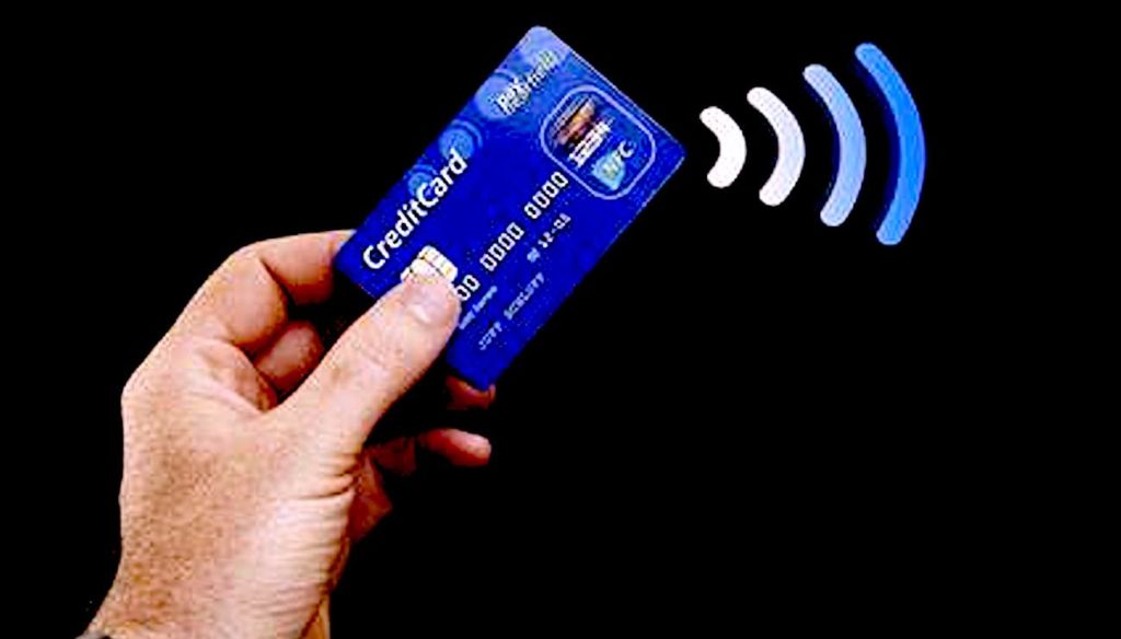 Avec le paiement sans contact, la société Flowbird connaît un franc succès en France.