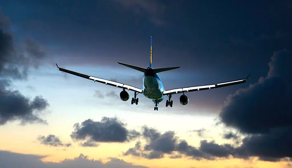 Les parlementaires ont validé la suppression de certaines lignes aériennes intérieures.