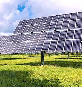 Bientôt, une ferme solaire en Essonne, installée à Marcoussis, sera la plus grande d’Ile-de-France. 