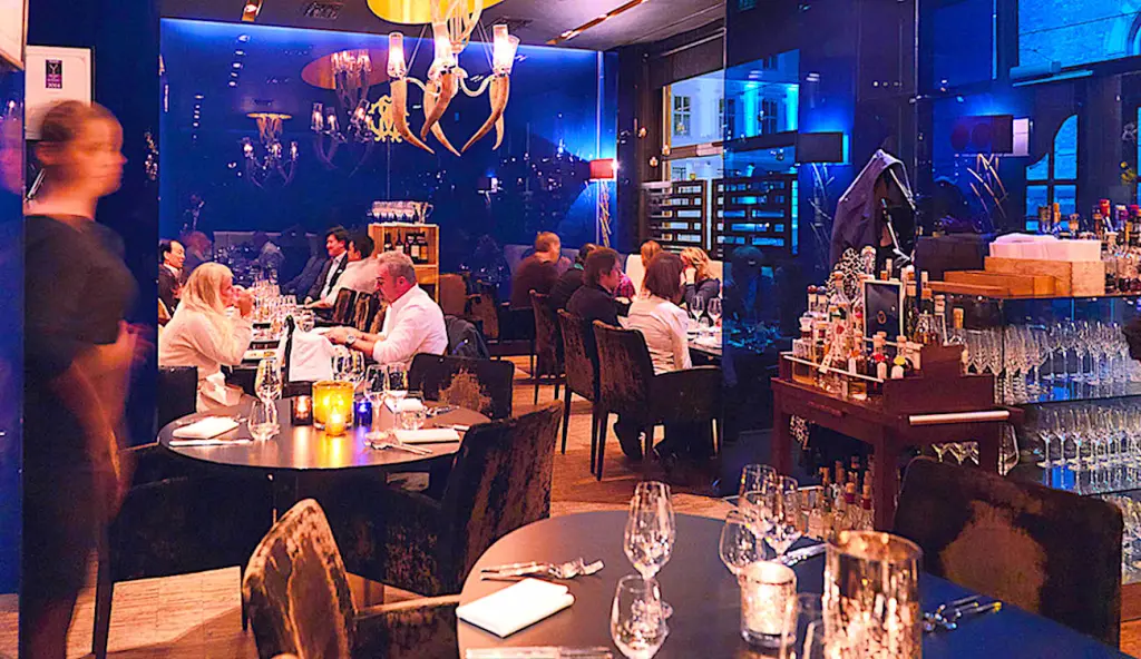 Les cahiers de rappels, utilisés dans les restaurants et les bars, devront respecter des règles précises.