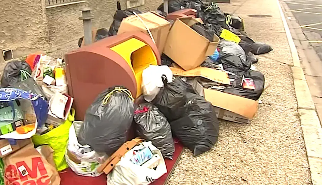Une grève des éboueurs à Castres s'éternise.