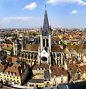 En tant que Smart city exemplaire, Dijon poursuit ses efforts numériques, pour améliorer son action publique.