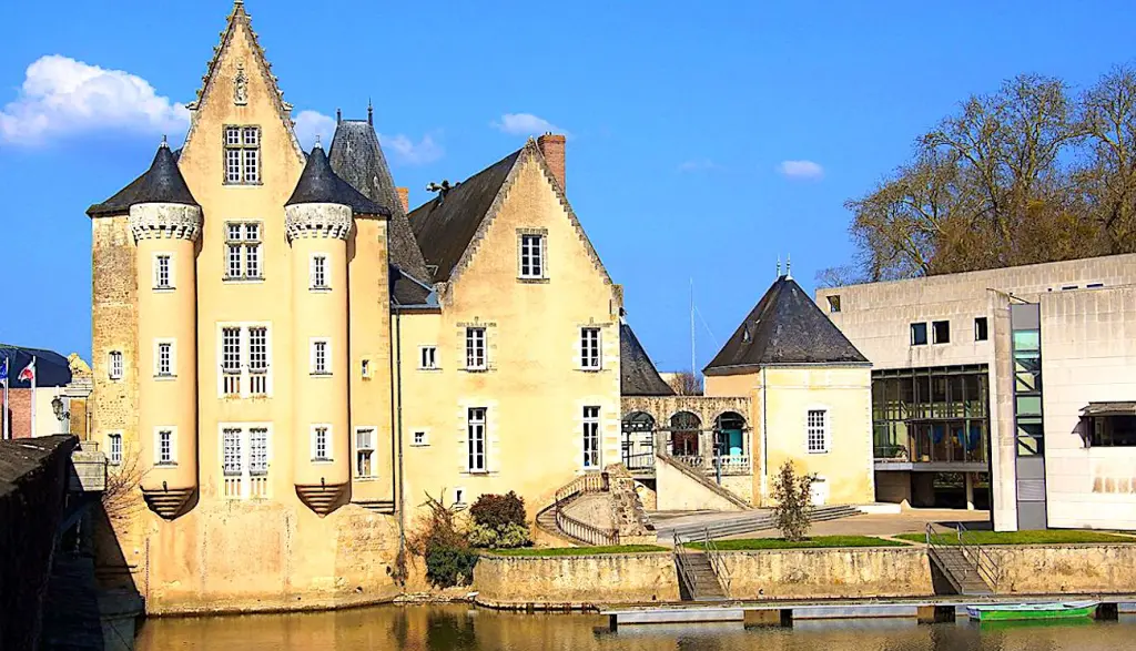 La Sarthe s’engage contre le chômage de longue durée, grâce au programme Territoire zéro chômeur.