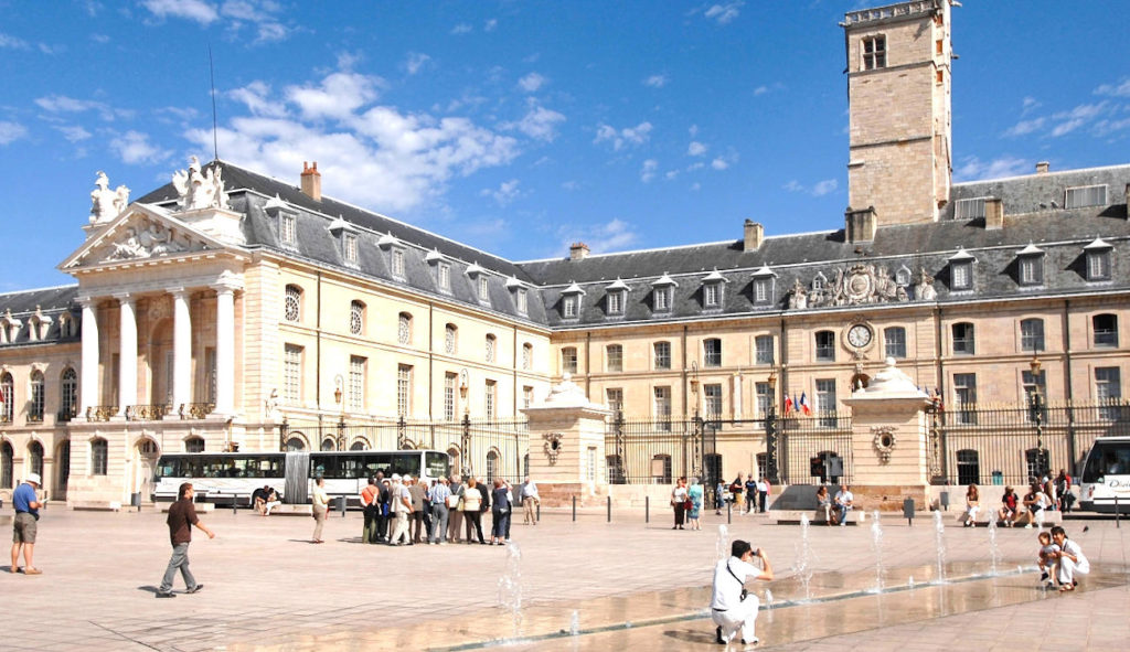 En tant que Smart city exemplaire, Dijon poursuit ses efforts numériques.