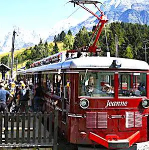 Le tramway du Mont-Blanc est un train mythique qui a recommencé à rouler au mois de juin dernier.