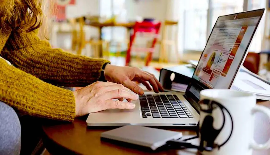 L‘avenir du télétravail posent de nombreuses questions quant à ses futures évolutions.