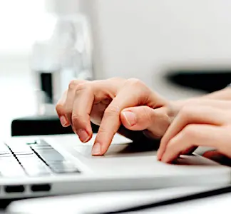 Actuellement, la numérisation des services publics se poursuit, afin d'atteindre une simplification maximale.