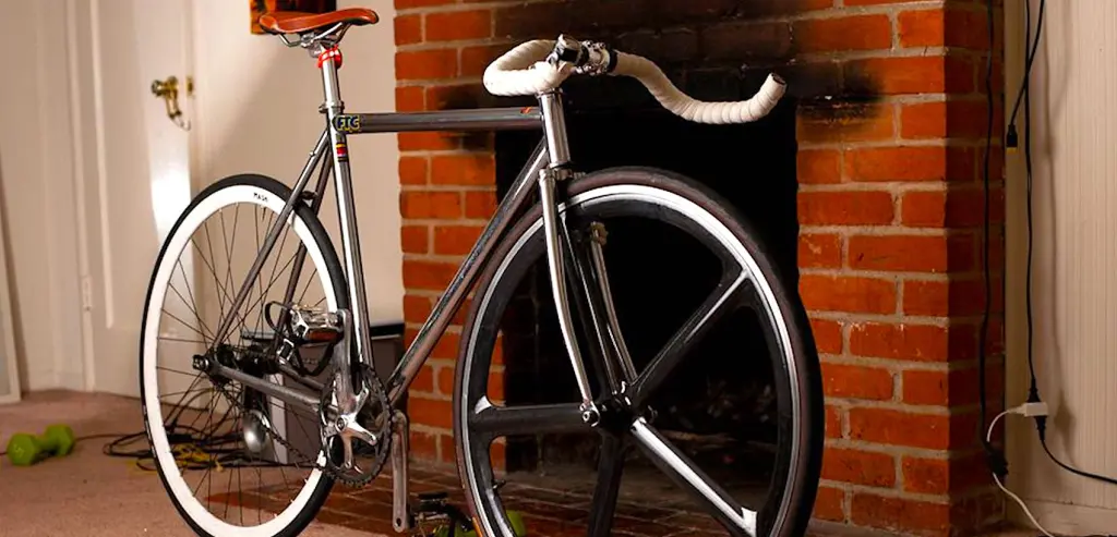 Le retour des vélos authentiques marque un renouveau des cycles artisanaux