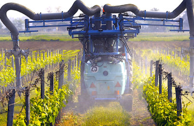 Une grande enquête sur les pesticides va bientôt commencer dans des régions viticoles pour vérifier leur incidence sur les habitants.