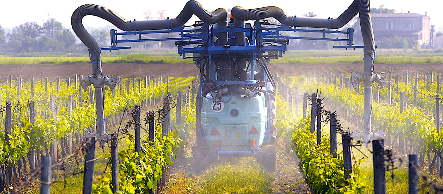 Une grande enquête sur les pesticides va bientôt commencer dans des régions viticoles pour vérifier leur incidence sur les habitants.