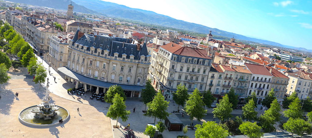 A l'avenir, les villes moyennes connectées vont jouer un rôle déterminant en France.